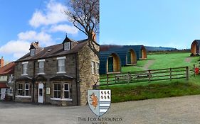 The Fox & Hounds & Camping Pods Danby 4*