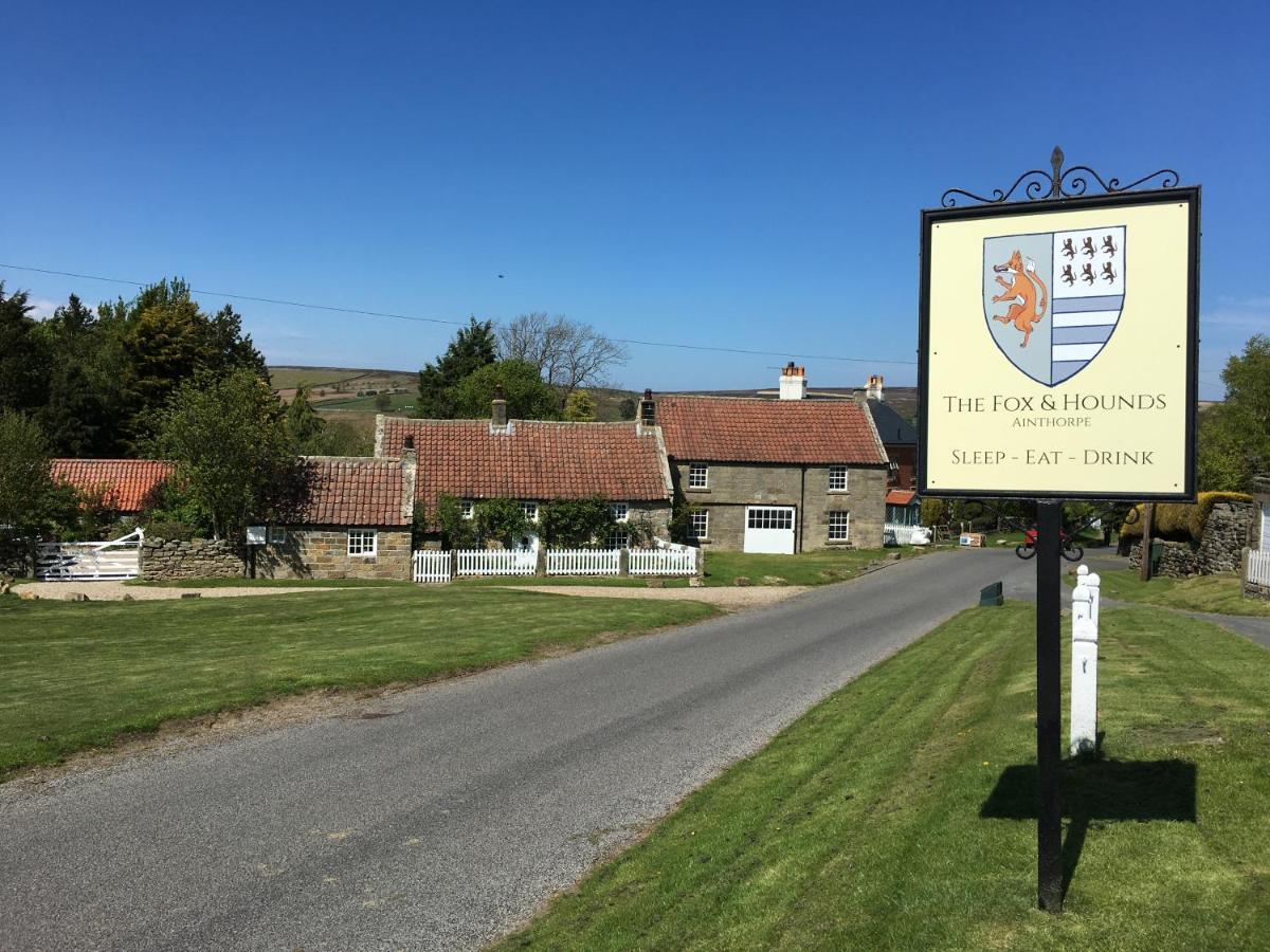 The Fox & Hounds Inn & Camping Pods Danby Buitenkant foto